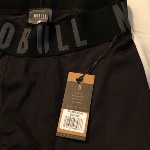 NOBULL compression short